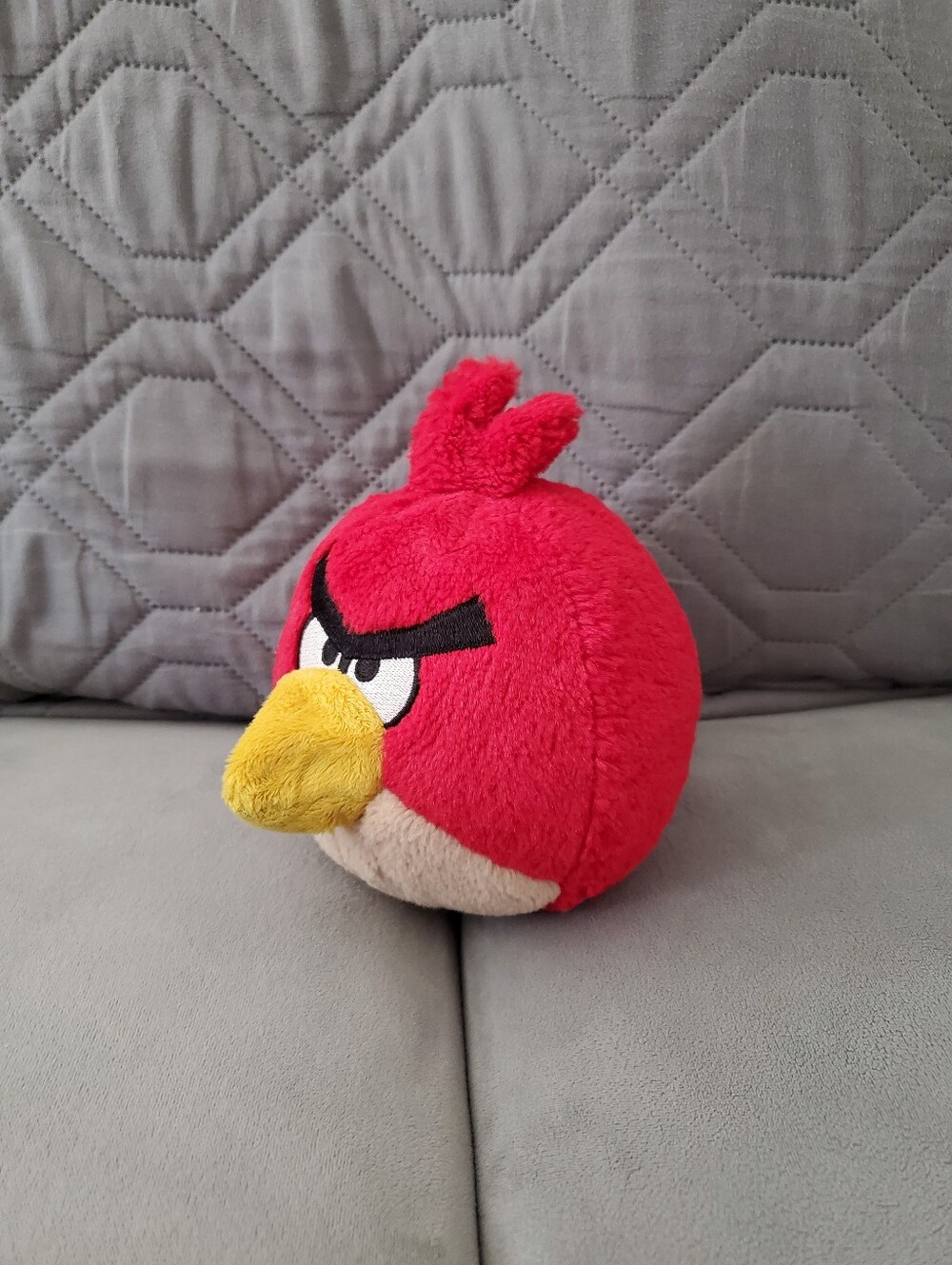 2010 Commonwealth Angry Birds Red Bird small Plush